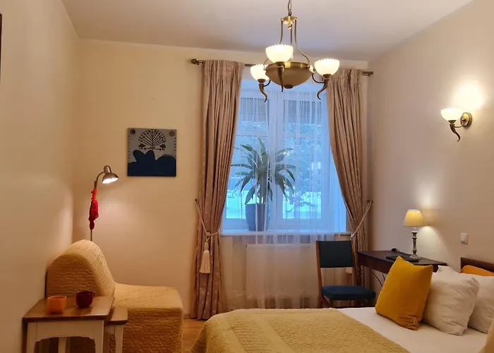 Rehouse, Antokolskio 13 * Vilnius