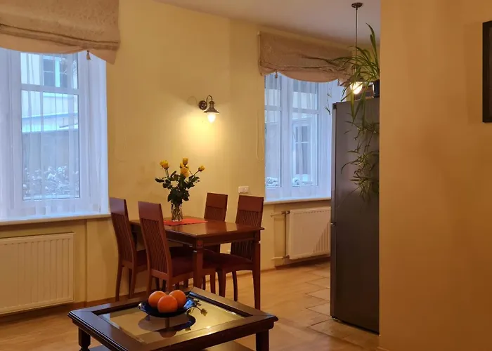 Rehouse, Antokolskio 13 Vilna